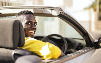 driving with contact lenses